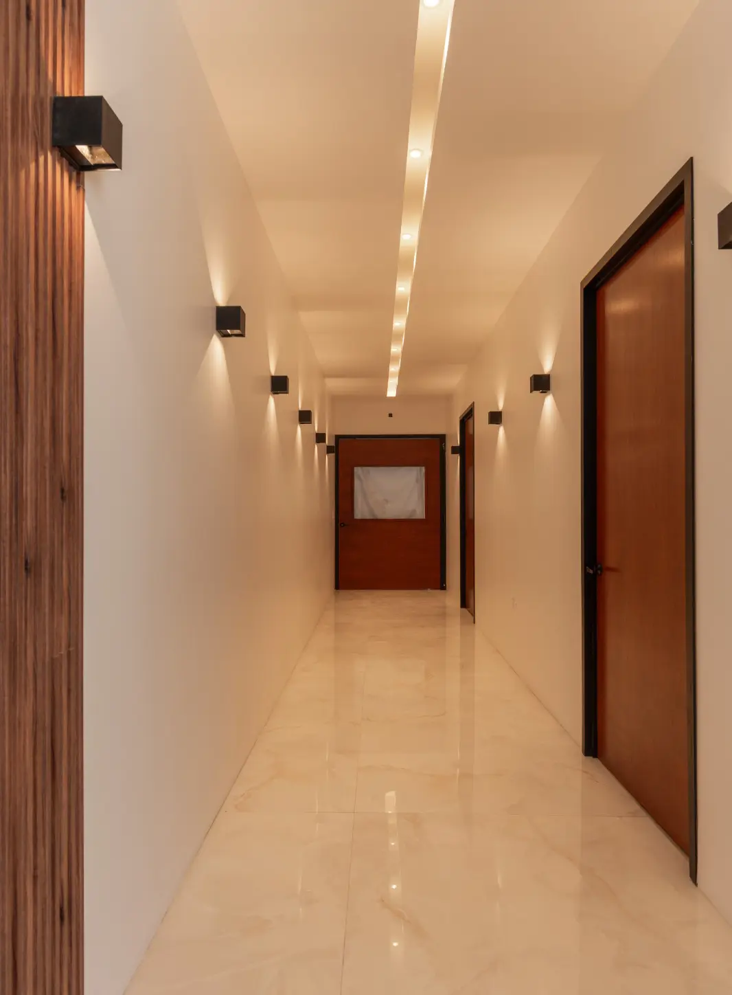 Pasillo a las capillas